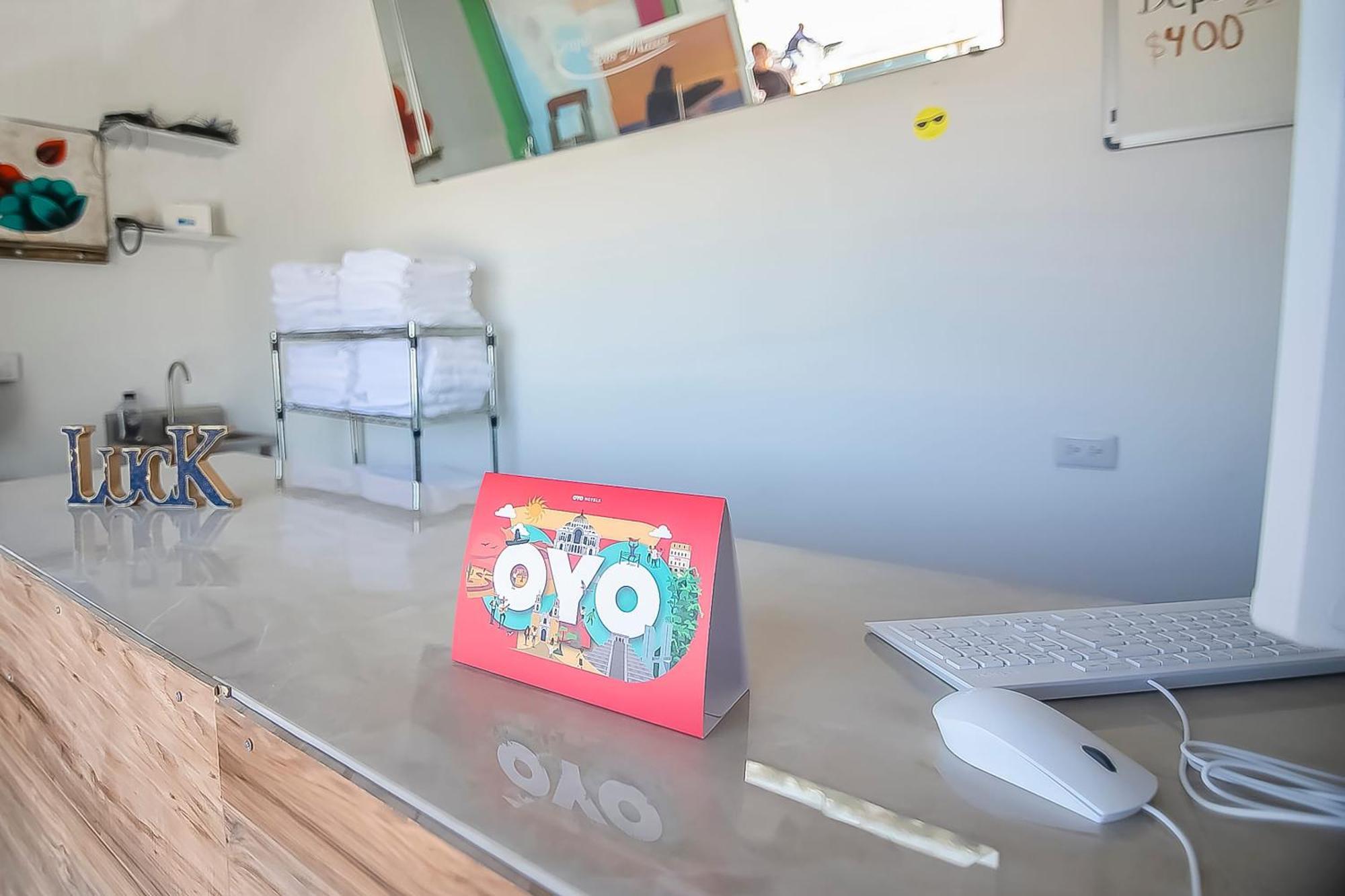 Oyo Hotel Plaza Las Torres, 卡波圣卢卡斯 外观 照片